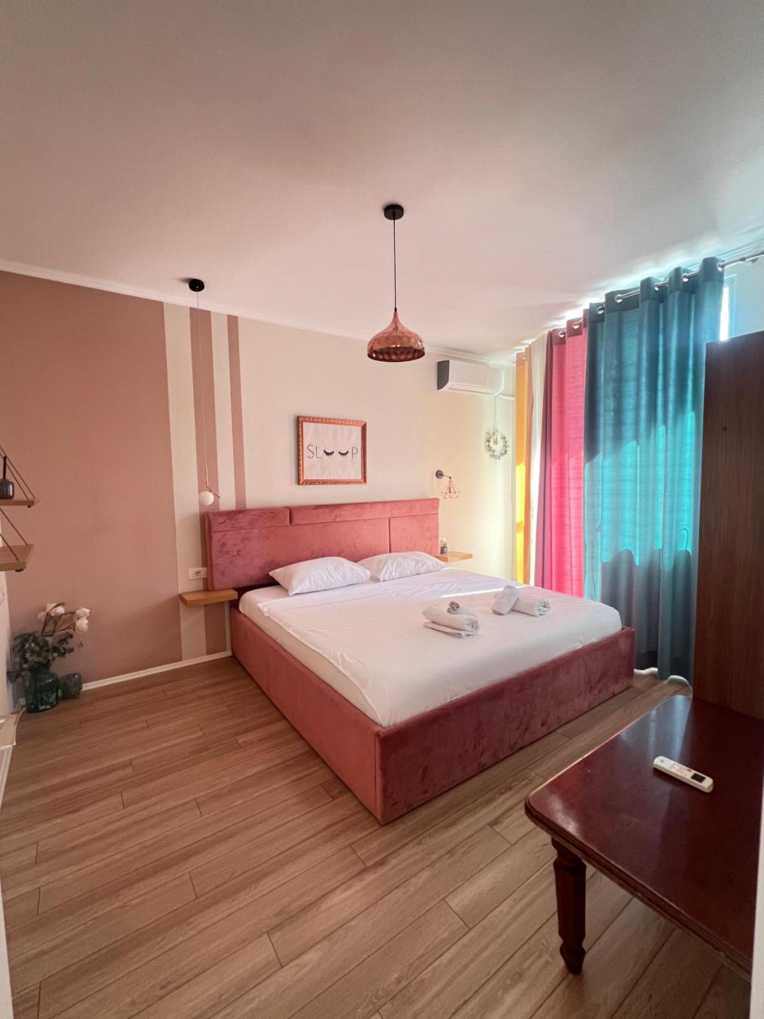 Appartement Spacious 1br Hub With Balcony